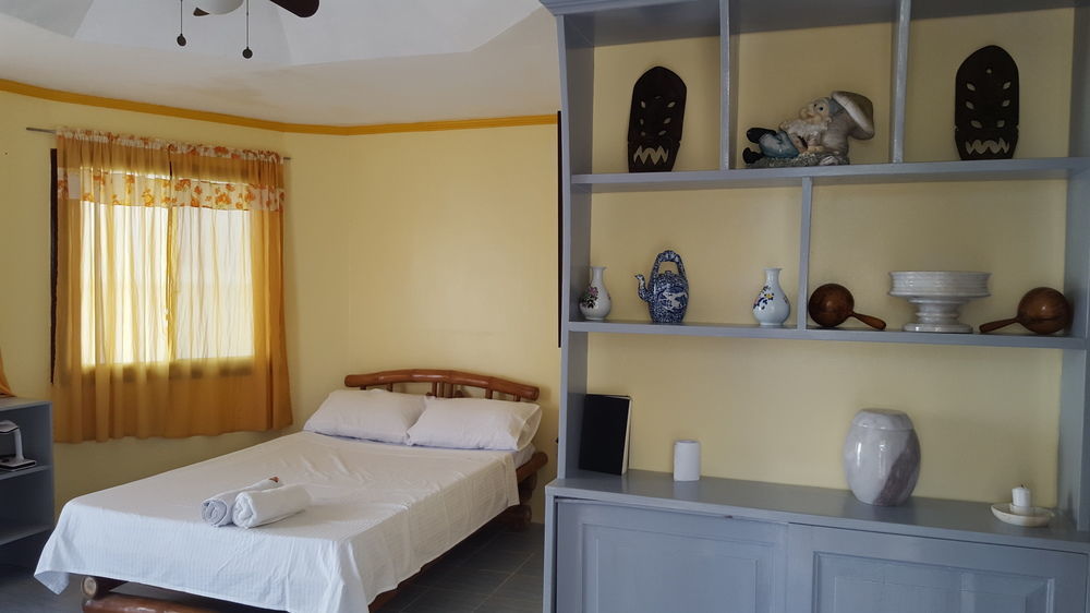 Lanas Beach Resort Romblon Island Kültér fotó