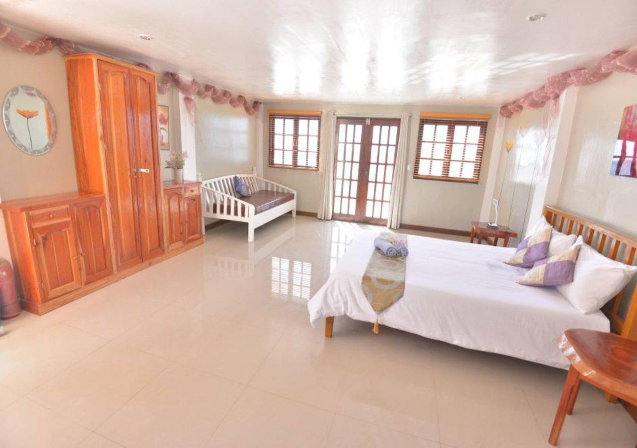 Lanas Beach Resort Romblon Island Kültér fotó